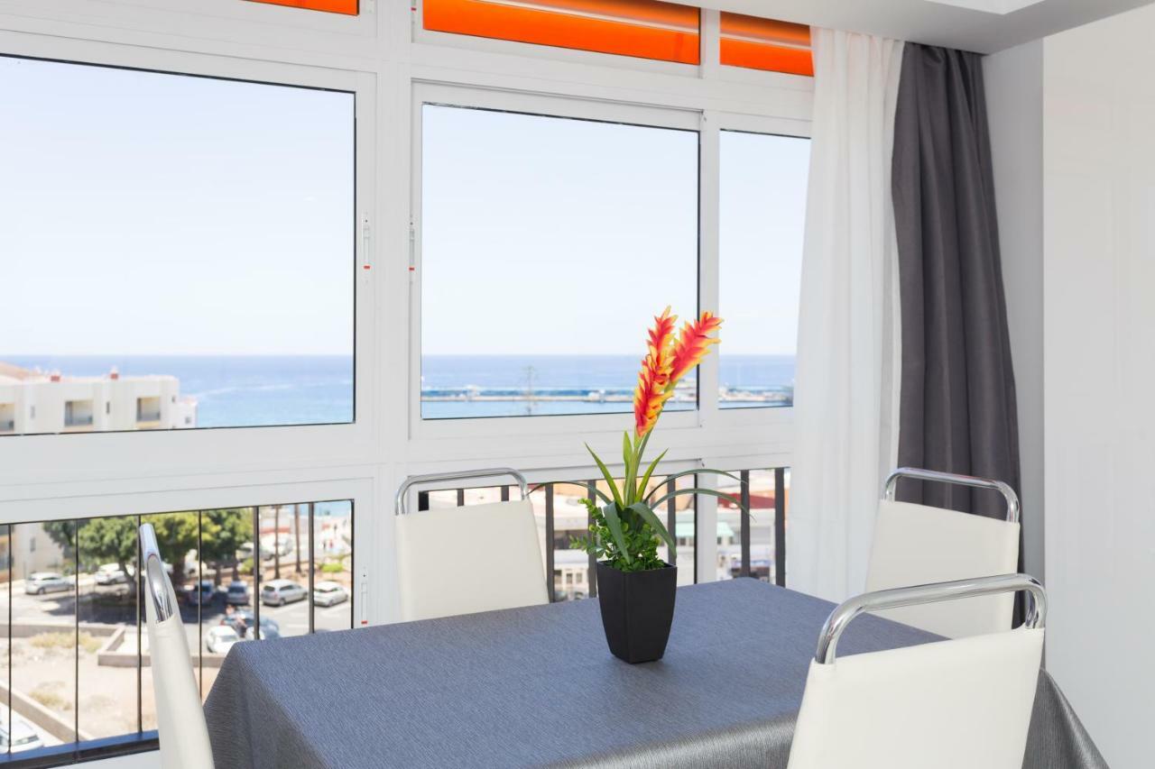 63 Los Cristianos first sea line, parking, Wi Fi Exterior foto