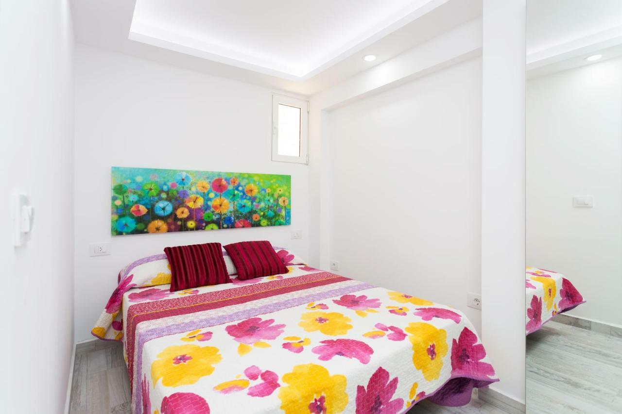 63 Los Cristianos first sea line, parking, Wi Fi Exterior foto